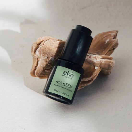 EKO BOTANICALS Radiance Ageless Botanical Oil MAKEDA 30ml