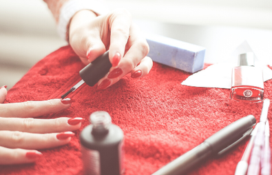 How to Remove Acrylic Nails at Home in Five Steps